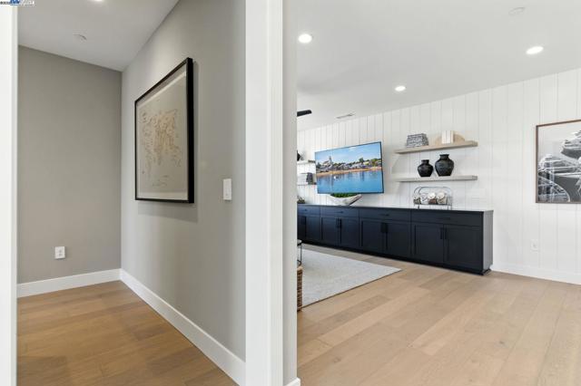 1691 S Wren Street, Dublin CA: https://media.crmls.org/mediaz/5a72d0d8-0820-45e4-b8d4-62ce78150dcc.jpg