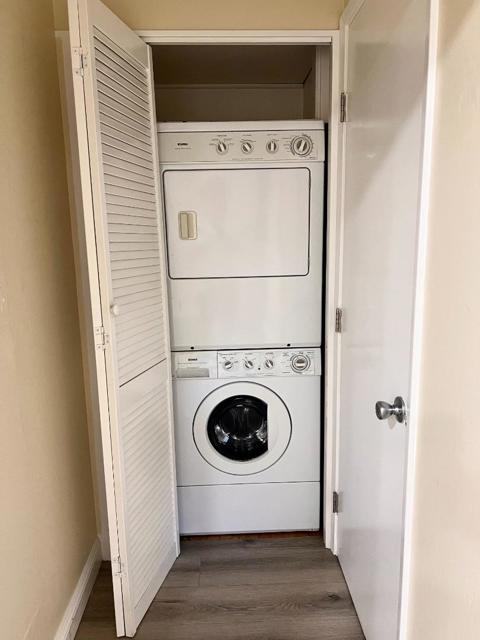 5894 El Zuparko Drive, San Jose CA: https://media.crmls.org/mediaz/5a733f06-32cf-485c-9ddd-82e1d39901e2.jpg