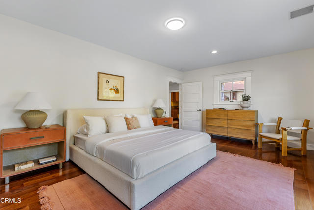 1954 Primrose Avenue, South Pasadena CA: https://media.crmls.org/mediaz/5a73d729-5390-42e8-9f2f-c32d9098876d.jpg