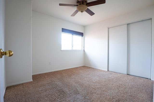 Detail Gallery Image 10 of 27 For 1715 Las Palmas Ln, Escondido,  CA 92026 - 3 Beds | 2/1 Baths