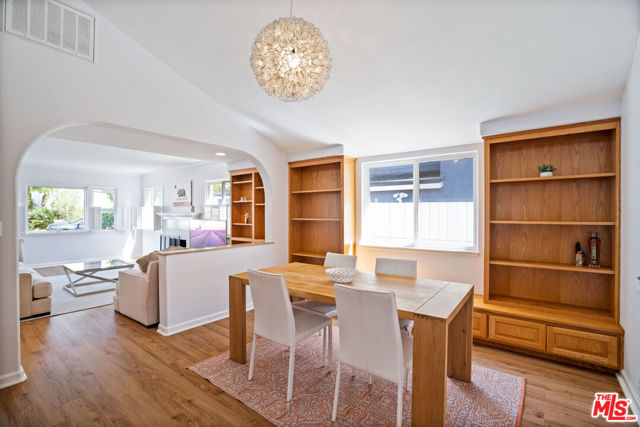 2205 ELM Avenue, Manhattan Beach, California 90266, 2 Bedrooms Bedrooms, ,2 BathroomsBathrooms,Residential,Sold,ELM,22148905