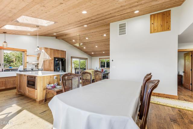 Detail Gallery Image 11 of 47 For 7035 Oxnard Ave, Ventura,  CA 93001 - 2 Beds | 2 Baths