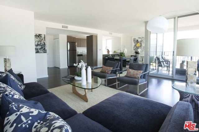 3460 W 7th Street, Los Angeles CA: https://media.crmls.org/mediaz/5a7623a1-7226-42a9-9924-7b5847598df1.jpg