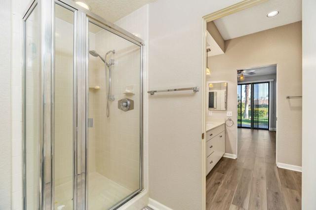 10321 Sunningdale Drive, Rancho Mirage CA: https://media.crmls.org/mediaz/5a7634aa-512d-4a26-99cf-cf97de4bd73d.jpg