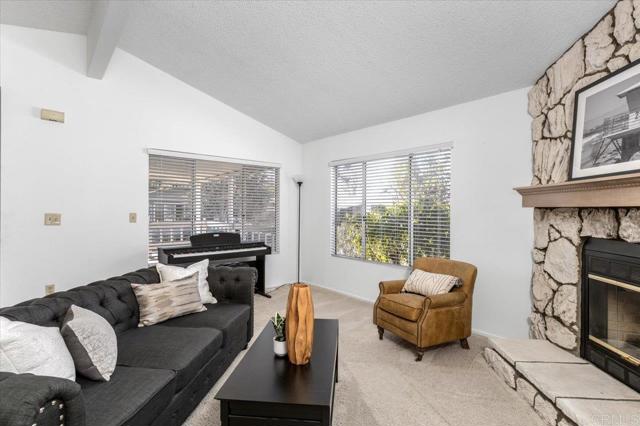 Detail Gallery Image 7 of 43 For 5128 Don Mata, Carlsbad,  CA 92010 - 3 Beds | 2 Baths