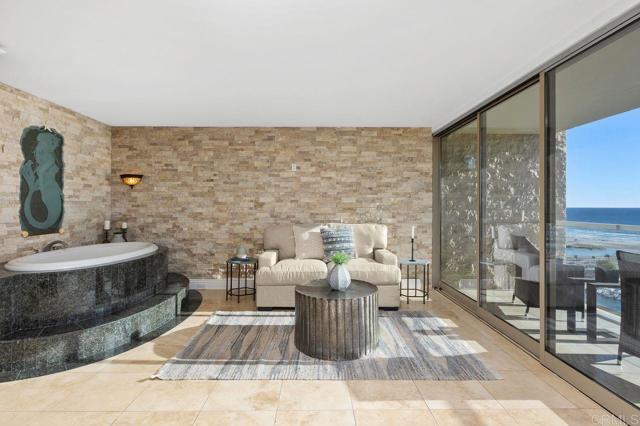 Detail Gallery Image 18 of 48 For 1200 Harbor 15b,  Oceanside,  CA 92054 - 2 Beds | 2 Baths