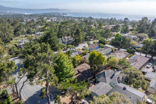 0 Santa Fe 2 NW of 3rd Avenue, Carmel CA: https://media.crmls.org/mediaz/5a798c13-51d9-494d-99ac-144a57b5b7c8.jpg