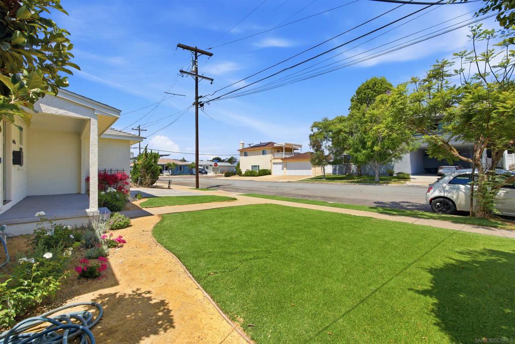 6476 Winona Ave - photo 10