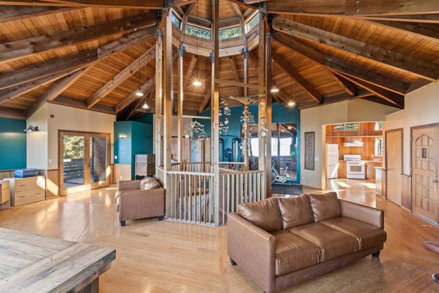 200 S Ranch Road, Pescadero CA: https://media.crmls.org/mediaz/5a7d2b9d-96dc-49d9-a70b-aa5bbb9c8859.jpg