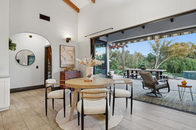 Detail Gallery Image 21 of 67 For 1111 Palomino Rd, Fallbrook,  CA 92028 - 4 Beds | 3 Baths