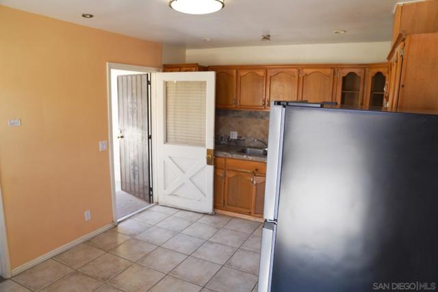 5361 Central Ave, Bonita CA: https://media.crmls.org/mediaz/5a7e9509-170b-48c3-89d8-e353315294df.jpg