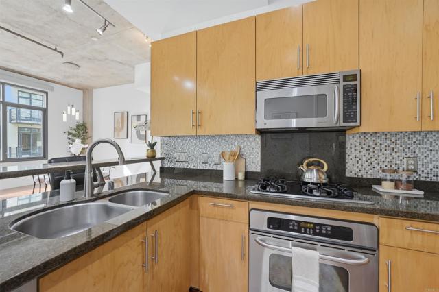 Detail Gallery Image 3 of 32 For 1050 Island Ave #525,  San Diego,  CA 92101 - 1 Beds | 2 Baths