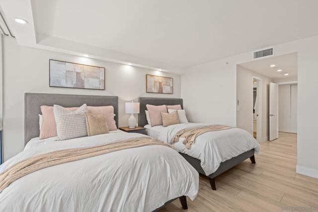 Image 16 of 32 For 1750 Avenida Del Mundo  504