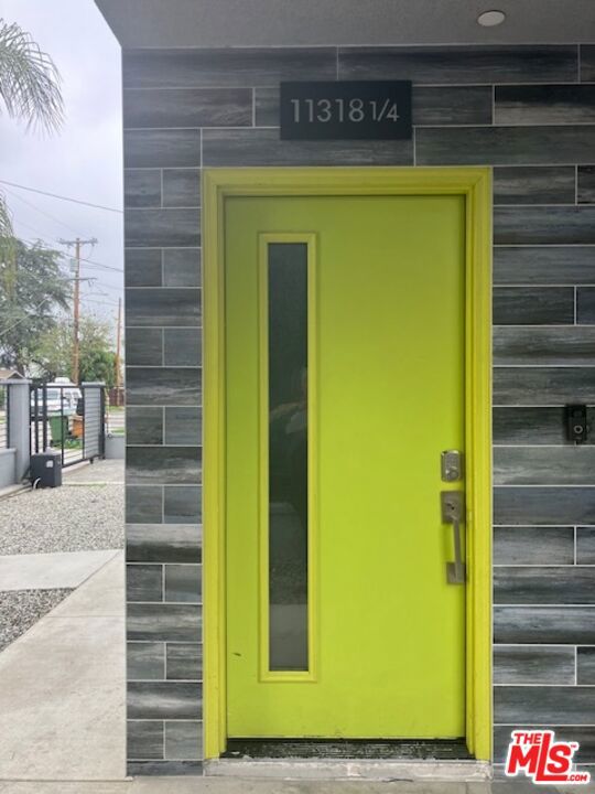 11318 Miranda Street, North Hollywood CA: https://media.crmls.org/mediaz/5a81b6c3-1b32-474d-9620-66fdb0f52a38.jpg