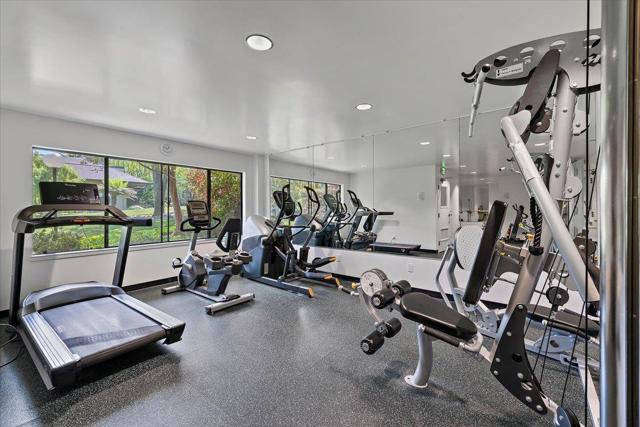 2140 Santa Cruz Avenue, Menlo Park CA: https://media.crmls.org/mediaz/5a82bc3b-740b-447e-827b-33ae9873ba62.jpg