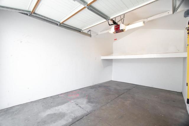 920 W Julian Street, San Jose CA: https://media.crmls.org/mediaz/5a82cd1c-f49f-486a-9571-8088bf1de6c0.jpg