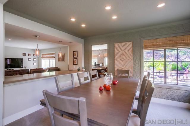 11840 SPRINGSIDE ROAD, San Diego CA: https://media.crmls.org/mediaz/5a8300e3-1129-44e6-a59c-e6ceb1bde84a.jpg