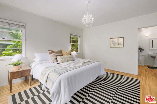 5919 Tuxedo Terrace, Los Angeles CA: https://media.crmls.org/mediaz/5a839283-7815-4752-8cf1-fb449d4a0837.jpg