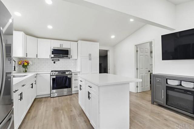 Detail Gallery Image 6 of 24 For 3234 Cypress St, National City,  CA 91950 - 2 Beds | 1 Baths