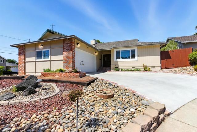 1 Dionne Court, Belmont CA: https://media.crmls.org/mediaz/5a84f398-8973-4529-8109-eaf60d933732.jpg
