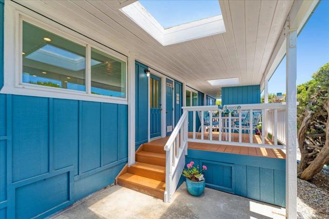 2395 Delaware Avenue, Santa Cruz CA: https://media.crmls.org/mediaz/5a850ebd-d6cb-4172-826f-445deed0c964.jpg