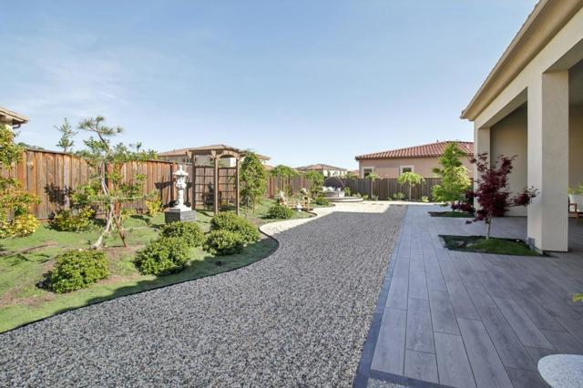 2170 Via Orista, Morgan Hill CA: https://media.crmls.org/mediaz/5a85aac0-fd02-416d-b54d-875a0348089e.jpg