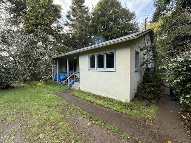 31750 Pudding Creek Road, Fort Bragg CA: https://media.crmls.org/mediaz/5a873f50-b431-4630-aab2-efe32e45281d.jpg