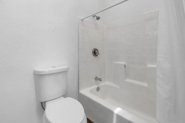 Image 18 of 27 For 16522 Mauna Loa Road