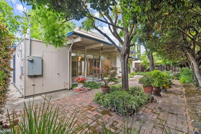1736 Frobisher Way, San Jose CA: https://media.crmls.org/mediaz/5a87af6c-82a2-4c6f-97c3-a5234a1a7d25.jpg