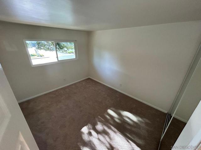 9739 Winter Gardens Blvd, Lakeside CA: https://media.crmls.org/mediaz/5a8846fc-9b44-4fd3-b502-faeb87f71121.jpg