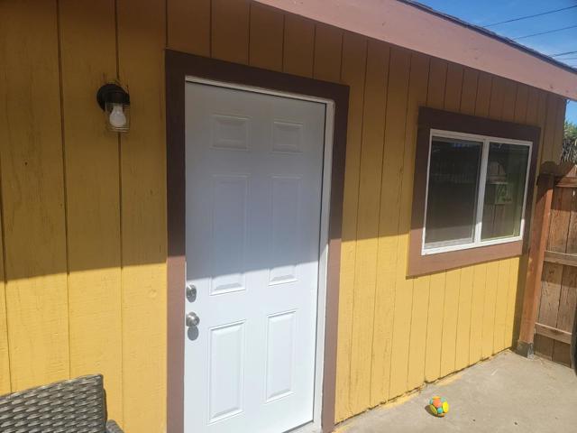 833 Spencer Avenue, Modesto CA: https://media.crmls.org/mediaz/5a885741-833f-443e-b4d5-2ece9b180d2e.jpg