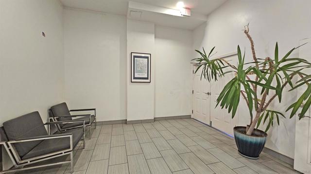 5252 Orange Ave, San Diego CA: https://media.crmls.org/mediaz/5a889ce8-eb8c-4a99-aed4-e491b8b8c888.jpg