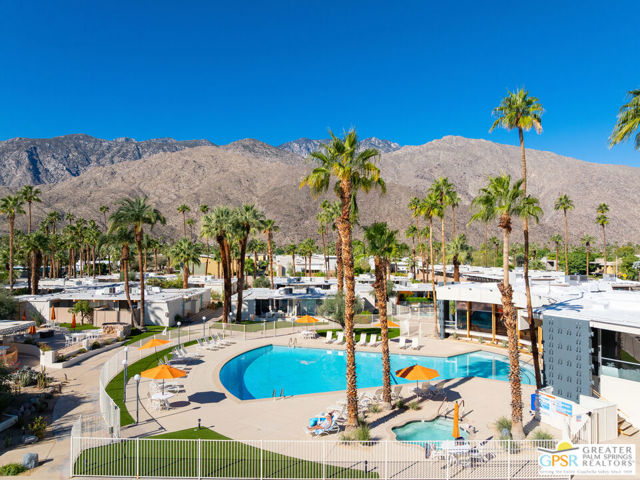 1111 E Palm Canyon Drive, Palm Springs CA: https://media.crmls.org/mediaz/5a88a8e7-30b5-4a09-87e1-b3f9d1c74c38.jpg