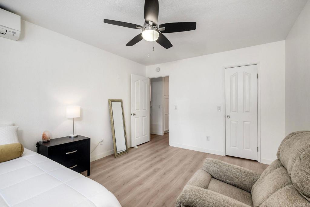 1810 El Camino Real - photo 14