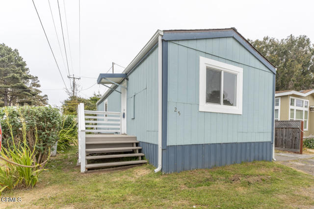 Detail Gallery Image 1 of 12 For 17900 Ocean Drive #25,  Fort Bragg,  CA 95437 - 2 Beds | 1 Baths
