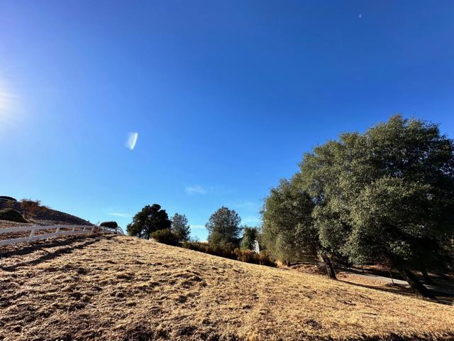 2894 Stagecoach Drive, Valley Springs CA: https://media.crmls.org/mediaz/5a897ad4-9212-47ac-962a-b705b68e50d7.jpg