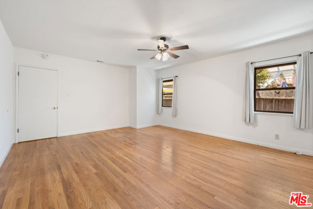 3016 Greenfield Avenue, Los Angeles CA: https://media.crmls.org/mediaz/5a897e64-d2a5-46f0-aba2-ee4d1c41ce58.jpg