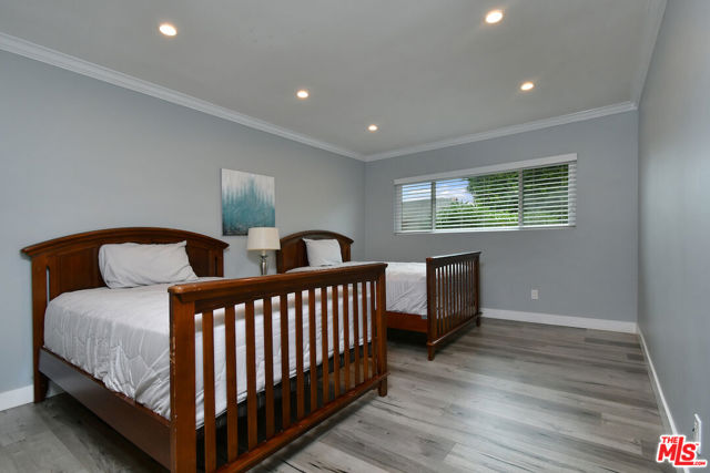 Drew Fenton | 2345 Roscomare Road Los Angeles CA | MLS: 7357472