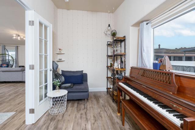 417 Chateau La Salle Dr., San Jose CA: https://media.crmls.org/mediaz/5a89be2b-d45a-4ac6-88f7-2c0f71424b6e.jpg