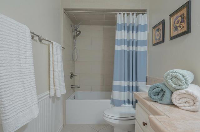 1121 Palo Alto Way, Salinas CA: https://media.crmls.org/mediaz/5a8a967a-7926-47c1-a283-fa3da2cc912e.jpg