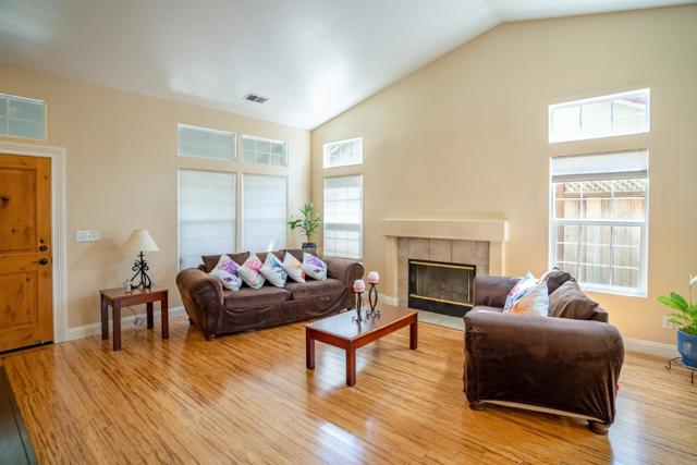 1221 Jacqueline Drive, Hollister CA: https://media.crmls.org/mediaz/5a8ae4b3-5eb0-4cdf-8de5-5f6460722f9c.jpg