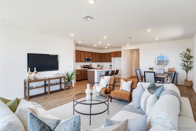 33300 Dayspring CT Lot 39, Lake Elsinore CA: https://media.crmls.org/mediaz/5a8aeeee-1e71-43d7-8a56-99880fa43252.jpg