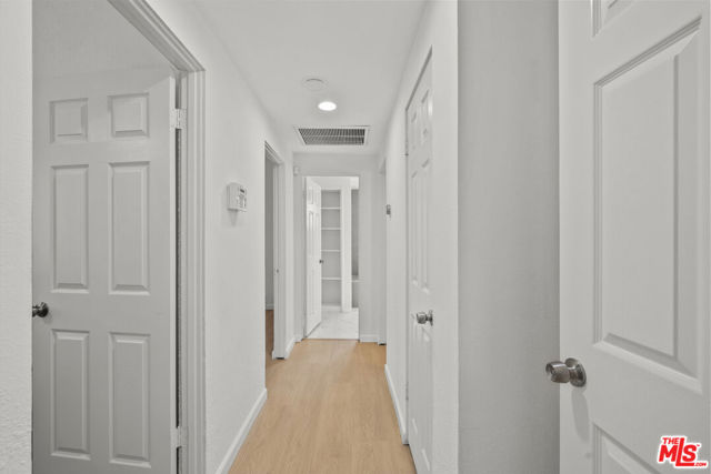 7853 Bothwell Road photo 18