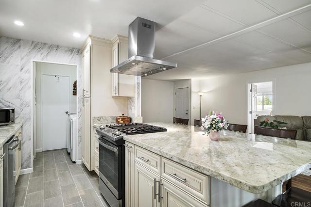 2400 W Valley Parkway, Escondido CA: https://media.crmls.org/mediaz/5a8b9281-c1cf-4b9a-9db9-76afadabf35f.jpg