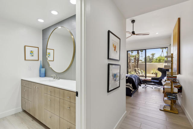 44970 Desert Horizons Drive, Indian Wells CA: https://media.crmls.org/mediaz/5a8c566f-1261-48c7-b42f-4c3adc622cee.jpg