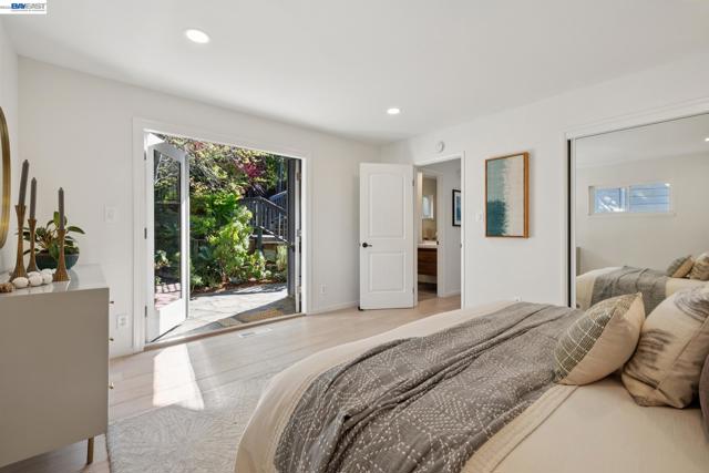 6801 ARMOUR DRIVE, Oakland CA: https://media.crmls.org/mediaz/5a8ce3a8-affc-4dac-a9e1-45ce503d584a.jpg