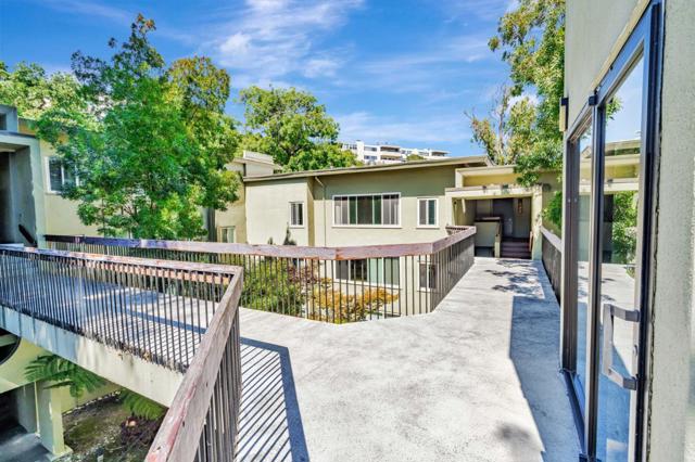 177 N El Camino Real, San Mateo CA: https://media.crmls.org/mediaz/5a8d2d45-bfb5-4730-8074-a79106edd3c8.jpg