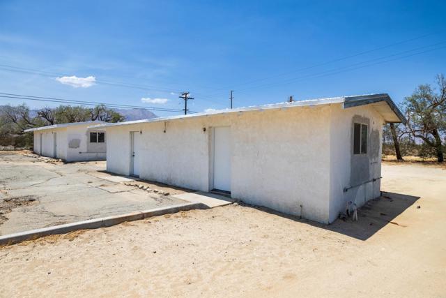 Image 38 of 68 For 3241 Borrego Valley Rd