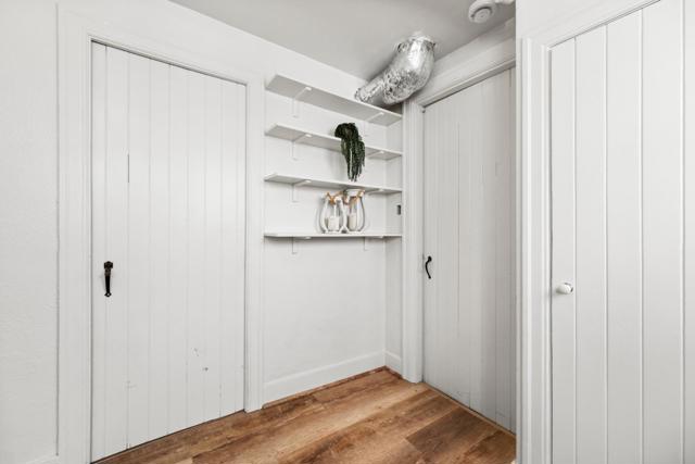 1000 Capuchino Avenue, Burlingame CA: https://media.crmls.org/mediaz/5a8db359-7839-4501-b9c9-c620247cc95c.jpg