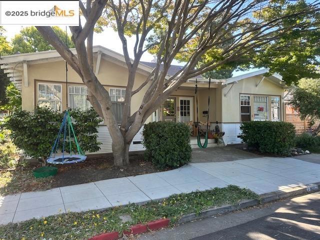801 Curtis St, Albany, California 94706, 2 Bedrooms Bedrooms, ,2 BathroomsBathrooms,Single Family Residence,For Sale,Curtis St,41101804